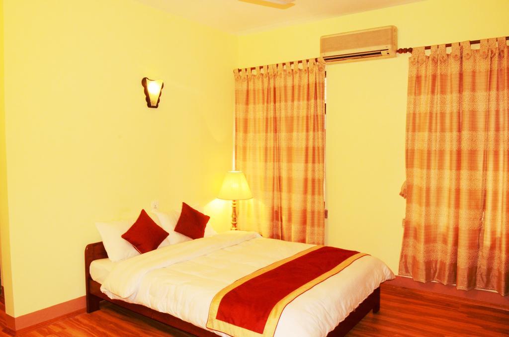 Potala Tourist Home Катманду Номер фото